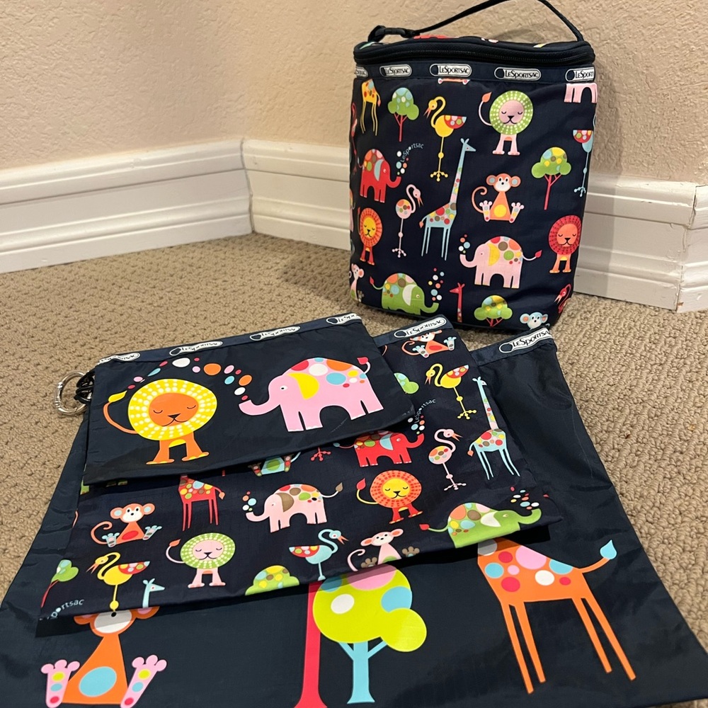 LeSportsac - Ryan print - 3 pouches and cooler